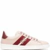 Bally baskets en cuir à détails rayés