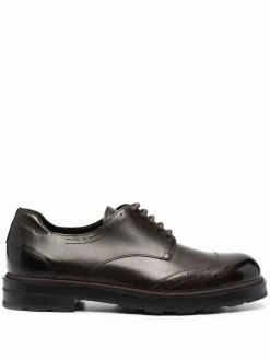 Bally chaussures lacées à fini poli